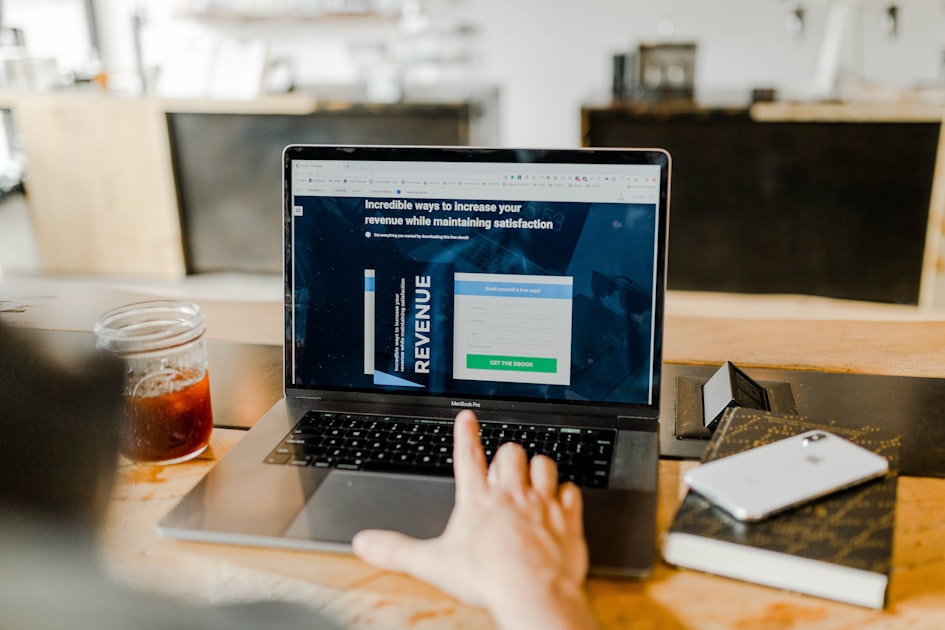 Maximizing Customer Lifetime Value